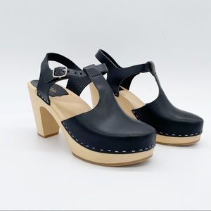 Swedish Hasbeens Leather T-Strap Platform Clogs Black size 38